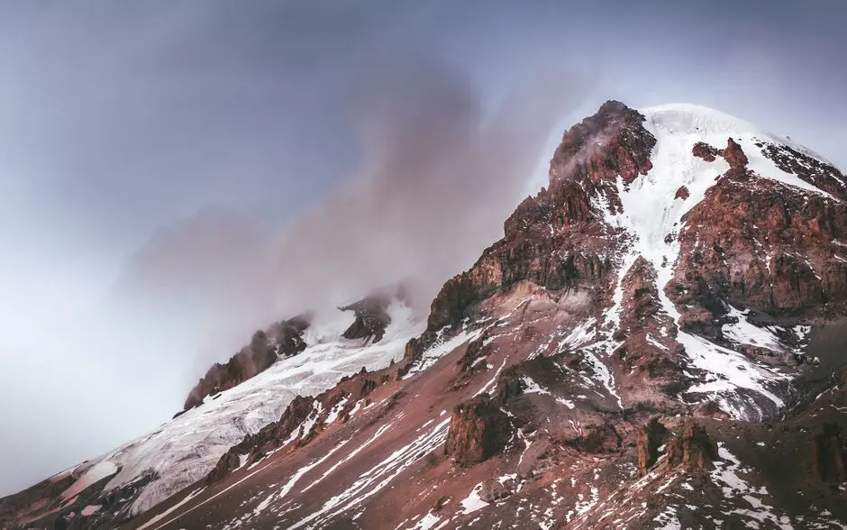 Activate Visuals: Crafting Volcano Plots for Protein Significance
